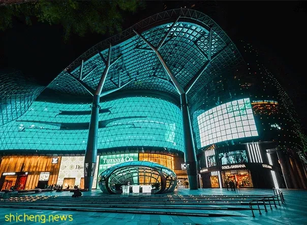 注意咯!3月18日到22日,本地54座標誌性建築會變藍💙配合世界水日讓每一滴水都有意義💧