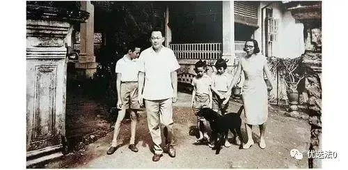 李光耀当“红娘”,为大龄剩女操碎了心