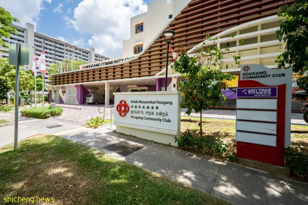 “住组屋的是下等人!” 新加坡女子这句话被他怒怼!现任总统曾住组屋超30年